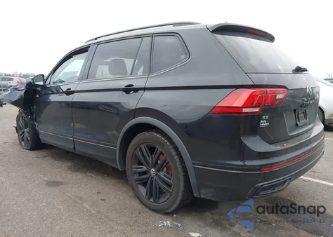 2022 Volkswagen Tiguan 2.0T Se R-Line Black z USA, uszkodzony, nr VIN 3VVCB7AX1NM099610